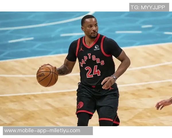 鲍威尔称赞猛龙防守强硬轮转迅速充分发挥身高和臂展优势